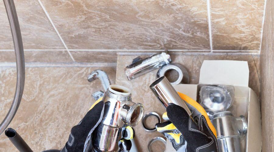 Expert Emergency Roof Repairs services in Union City, MI